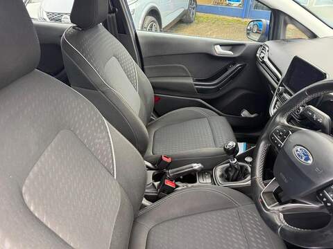 Ford Fiesta 1.0T EcoBoost Zetec Hatchback 5dr Petrol Manual Euro 6 (s/s) (100 ps) - U79406