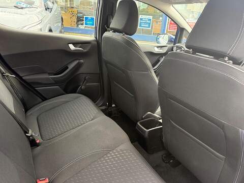 Ford Fiesta 1.0T EcoBoost Zetec Hatchback 5dr Petrol Manual Euro 6 (s/s) (100 ps) - U79406
