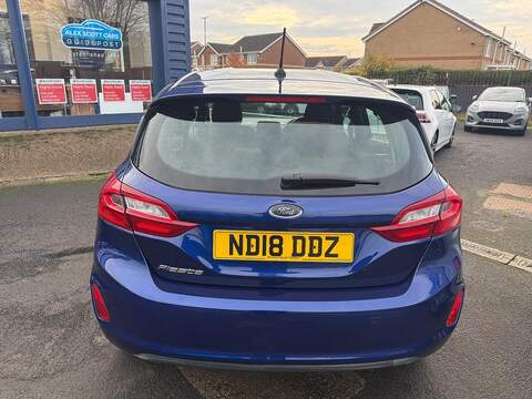 Ford Fiesta 1.0T EcoBoost Zetec Hatchback 5dr Petrol Manual Euro 6 (s/s) (100 ps) - U79406