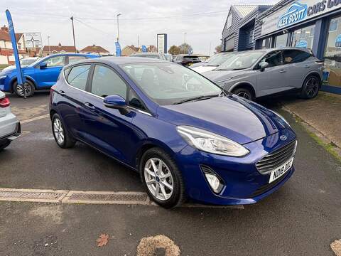 Ford Fiesta 1.0T EcoBoost Zetec Hatchback 5dr Petrol Manual Euro 6 (s/s) (100 ps) - U79406