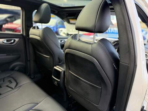 Nissan Qashqai 1.3 DIG-T Tekna+ SUV 5dr Petrol DCT Auto Euro 6 (s/s) (160 ps) - U79409