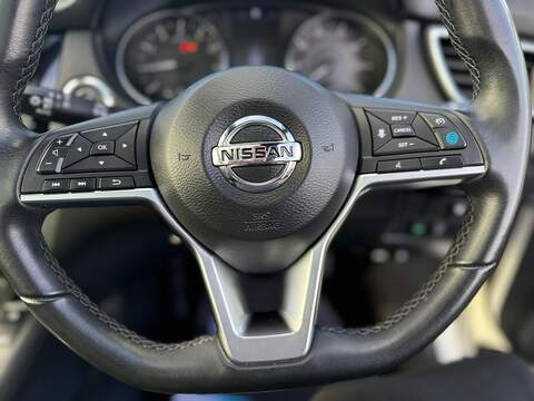 Nissan Qashqai 1.3 DIG-T Tekna+ SUV 5dr Petrol DCT Auto Euro 6 (s/s) (160 ps) - U79409