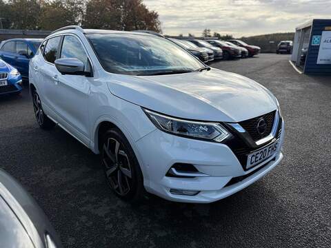 Nissan Qashqai 1.3 DIG-T Tekna+ SUV 5dr Petrol DCT Auto Euro 6 (s/s) (160 ps) - U79409