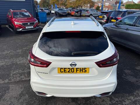 Nissan Qashqai 1.3 DIG-T Tekna+ SUV 5dr Petrol DCT Auto Euro 6 (s/s) (160 ps) - U79409