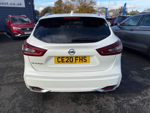 Nissan Qashqai 1.3 DIG-T Tekna+ SUV 5dr Petrol DCT Auto Euro 6 (s/s) (160 ps) - U79409