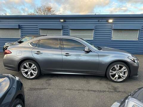 Infiniti Q70 2.2d Sport Auto Euro 5 (s/s) 4dr - U79415