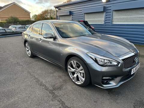 Infiniti Q70 2.2d Sport Auto Euro 5 (s/s) 4dr - U79415