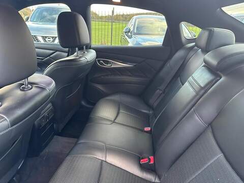 Infiniti Q70 2.2d Sport Auto Euro 5 (s/s) 4dr - U79415