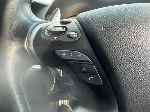 Infiniti Q70 2.2d Sport Auto Euro 5 (s/s) 4dr - U79415