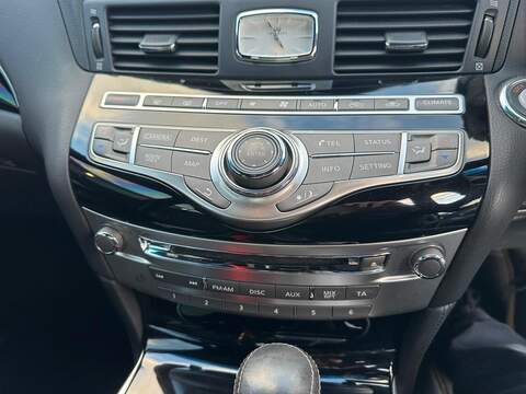 Infiniti Q70 2.2d Sport Auto Euro 5 (s/s) 4dr - U79415