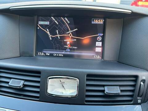 Infiniti Q70 2.2d Sport Auto Euro 5 (s/s) 4dr - U79415