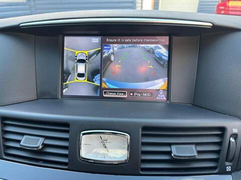 Infiniti Q70 2.2d Sport Auto Euro 5 (s/s) 4dr - U79415