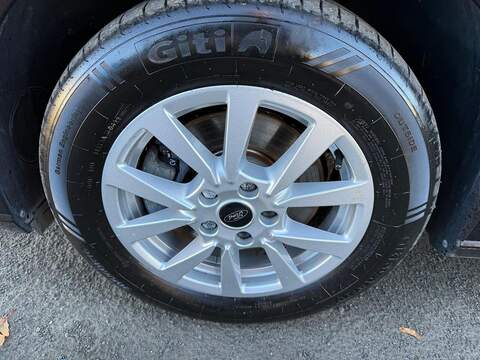 Ford Grand Tourneo Connect 2.0 EcoBlue Titanium Euro 6 (s/s) 5dr - U79417