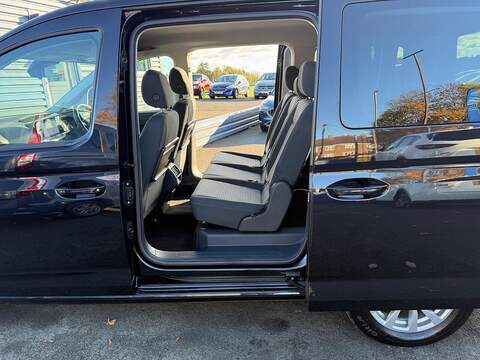 Ford Grand Tourneo Connect 2.0 EcoBlue Titanium Euro 6 (s/s) 5dr - U79417