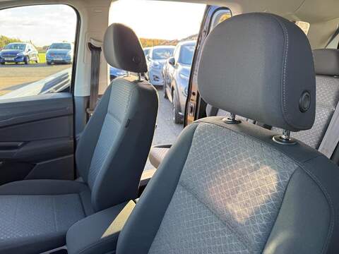 Ford Grand Tourneo Connect 2.0 EcoBlue Titanium Euro 6 (s/s) 5dr - U79417