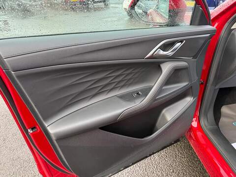 MG MG HS 1.5 T-GDI Trophy Euro 6 (s/s) 5dr - U79418