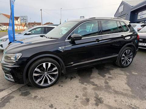 Volkswagen Tiguan 2.0 TDI R-Line Tech DSG Euro 6 (s/s) 5dr - U79421