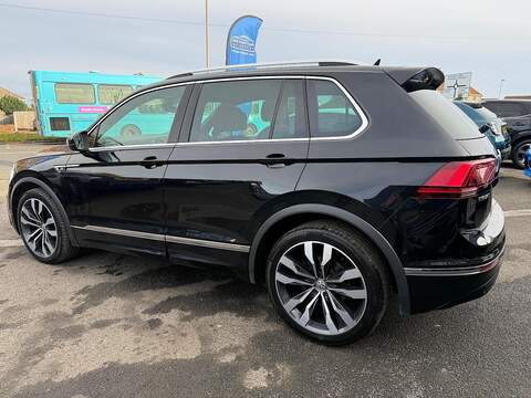 Volkswagen Tiguan 2.0 TDI R-Line Tech DSG Euro 6 (s/s) 5dr - U79421