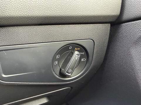 Volkswagen Tiguan 2.0 TDI R-Line Tech DSG Euro 6 (s/s) 5dr - U79421