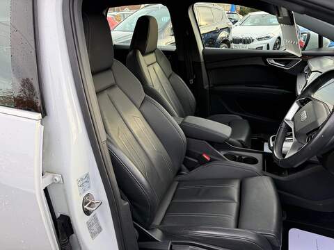 Audi Q4 e-tron 40 Sport Auto 5dr 82kWh - U79422