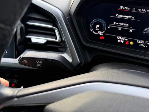 Audi Q4 e-tron 40 Sport Auto 5dr 82kWh - U79422