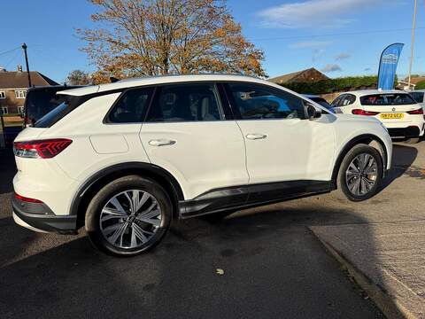 Audi Q4 e-tron 40 Sport Auto 5dr 82kWh - U79422
