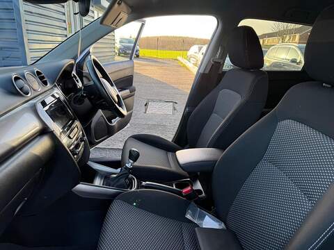 Suzuki Vitara 1.4 Boosterjet MHEV SZ-T SUV 5dr Petrol Hybrid Manual Euro 6 (s/s) (129 ps) - U79427