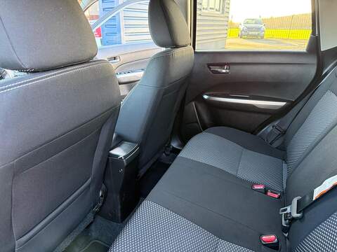 Suzuki Vitara 1.4 Boosterjet MHEV SZ-T SUV 5dr Petrol Hybrid Manual Euro 6 (s/s) (129 ps) - U79427