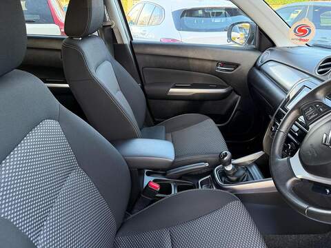Suzuki Vitara 1.4 Boosterjet MHEV SZ-T SUV 5dr Petrol Hybrid Manual Euro 6 (s/s) (129 ps) - U79427