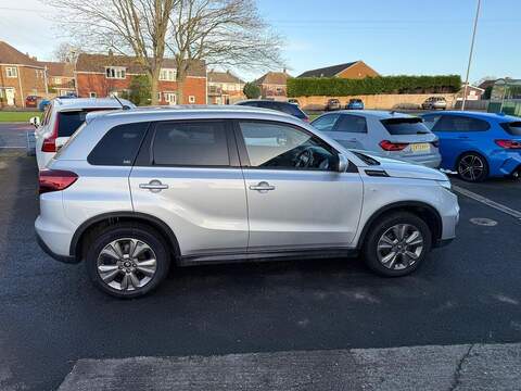 Suzuki Vitara 1.4 Boosterjet MHEV SZ-T SUV 5dr Petrol Hybrid Manual Euro 6 (s/s) (129 ps) - U79427