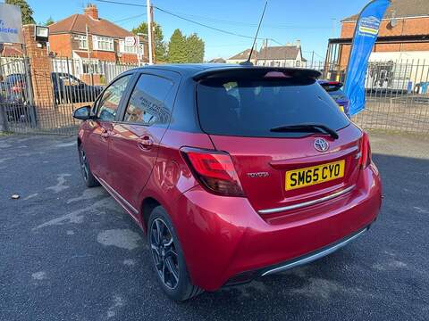 Toyota Yaris 1.33 Dual VVT-i Design Euro 6 5dr - U79435