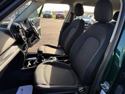 MINI Countryman 1.5 Cooper SUV 5dr Petrol Manual Euro 6 (s/s) (136 ps) - U79442