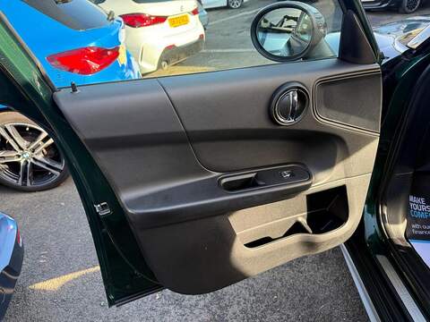 MINI Countryman 1.5 Cooper SUV 5dr Petrol Manual Euro 6 (s/s) (136 ps) - U79442