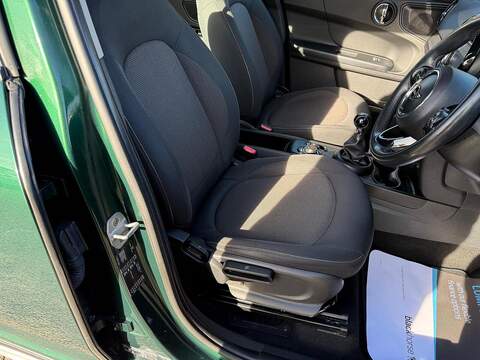 MINI Countryman 1.5 Cooper SUV 5dr Petrol Manual Euro 6 (s/s) (136 ps) - U79442
