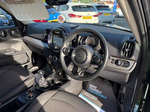 MINI Countryman 1.5 Cooper SUV 5dr Petrol Manual Euro 6 (s/s) (136 ps) - U79442