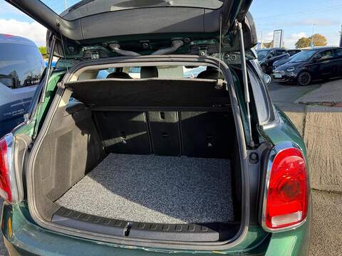 MINI Countryman 1.5 Cooper SUV 5dr Petrol Manual Euro 6 (s/s) (136 ps) - U79442