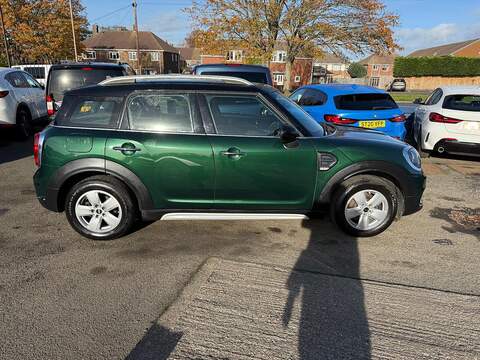 MINI Countryman 1.5 Cooper SUV 5dr Petrol Manual Euro 6 (s/s) (136 ps) - U79442