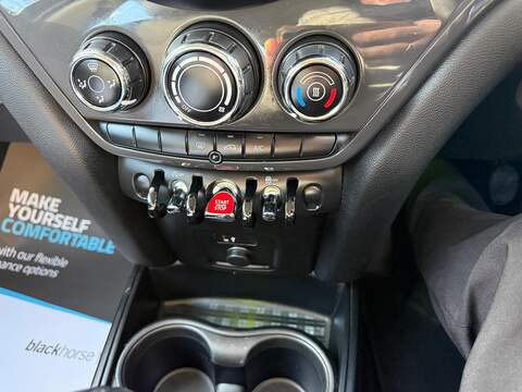 MINI Countryman 1.5 Cooper SUV 5dr Petrol Manual Euro 6 (s/s) (136 ps) - U79442