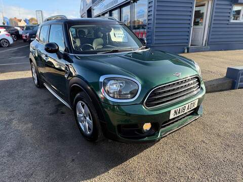 MINI Countryman 1.5 Cooper SUV 5dr Petrol Manual Euro 6 (s/s) (136 ps) - U79442