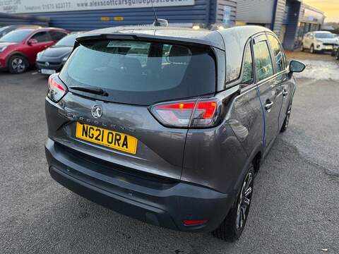 Vauxhall Crossland 1.5 Turbo D SE Nav Premium SUV 5dr Diesel Manual Euro 6 (s/s) (110 ps) - U79444