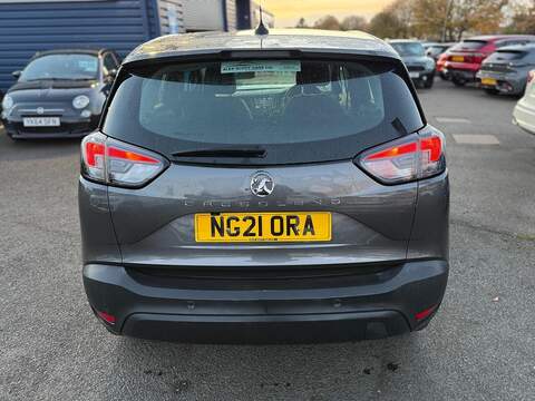 Vauxhall Crossland 1.5 Turbo D SE Nav Premium SUV 5dr Diesel Manual Euro 6 (s/s) (110 ps) - U79444