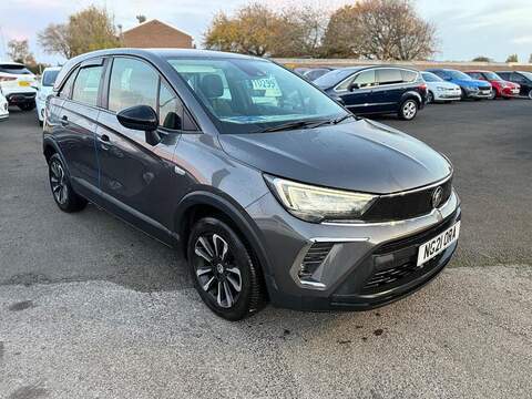 Vauxhall Crossland 1.5 Turbo D SE Nav Premium SUV 5dr Diesel Manual Euro 6 (s/s) (110 ps) - U79444