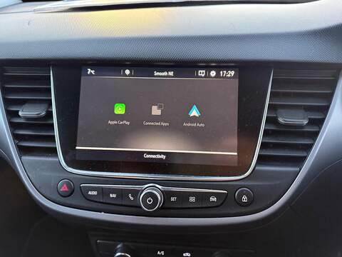 Vauxhall Crossland 1.5 Turbo D SE Nav Premium SUV 5dr Diesel Manual Euro 6 (s/s) (110 ps) - U79444