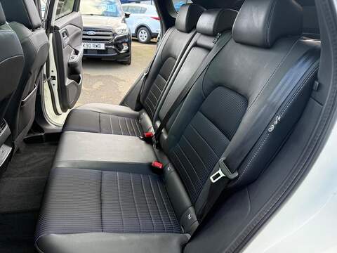 Nissan Qashqai 1.3 DIG-T MHEV Tekna XTRON Euro 6 (s/s) 5dr - U79446