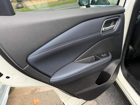 Nissan Qashqai 1.3 DIG-T MHEV Tekna XTRON Euro 6 (s/s) 5dr - U79446