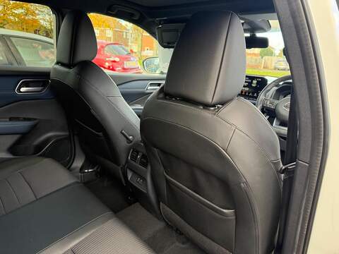 Nissan Qashqai 1.3 DIG-T MHEV Tekna XTRON Euro 6 (s/s) 5dr - U79446