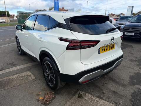 Nissan Qashqai 1.3 DIG-T MHEV Tekna XTRON Euro 6 (s/s) 5dr - U79446