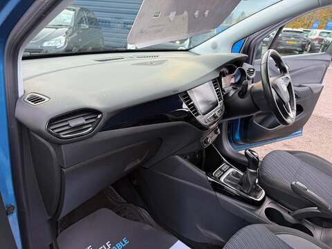 Vauxhall Crossland X 1.2 Sport Nav Premium SUV 5dr Petrol Manual Euro 6 (s/s) (83 ps) - U79455