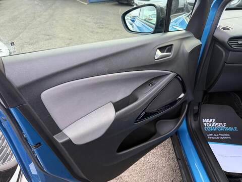 Vauxhall Crossland X 1.2 Sport Nav Premium SUV 5dr Petrol Manual Euro 6 (s/s) (83 ps) - U79455