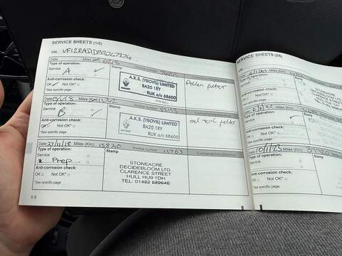 Renault Captur dCi Dynamique S Nav SUV 1.5 Automatic Diesel - U79456